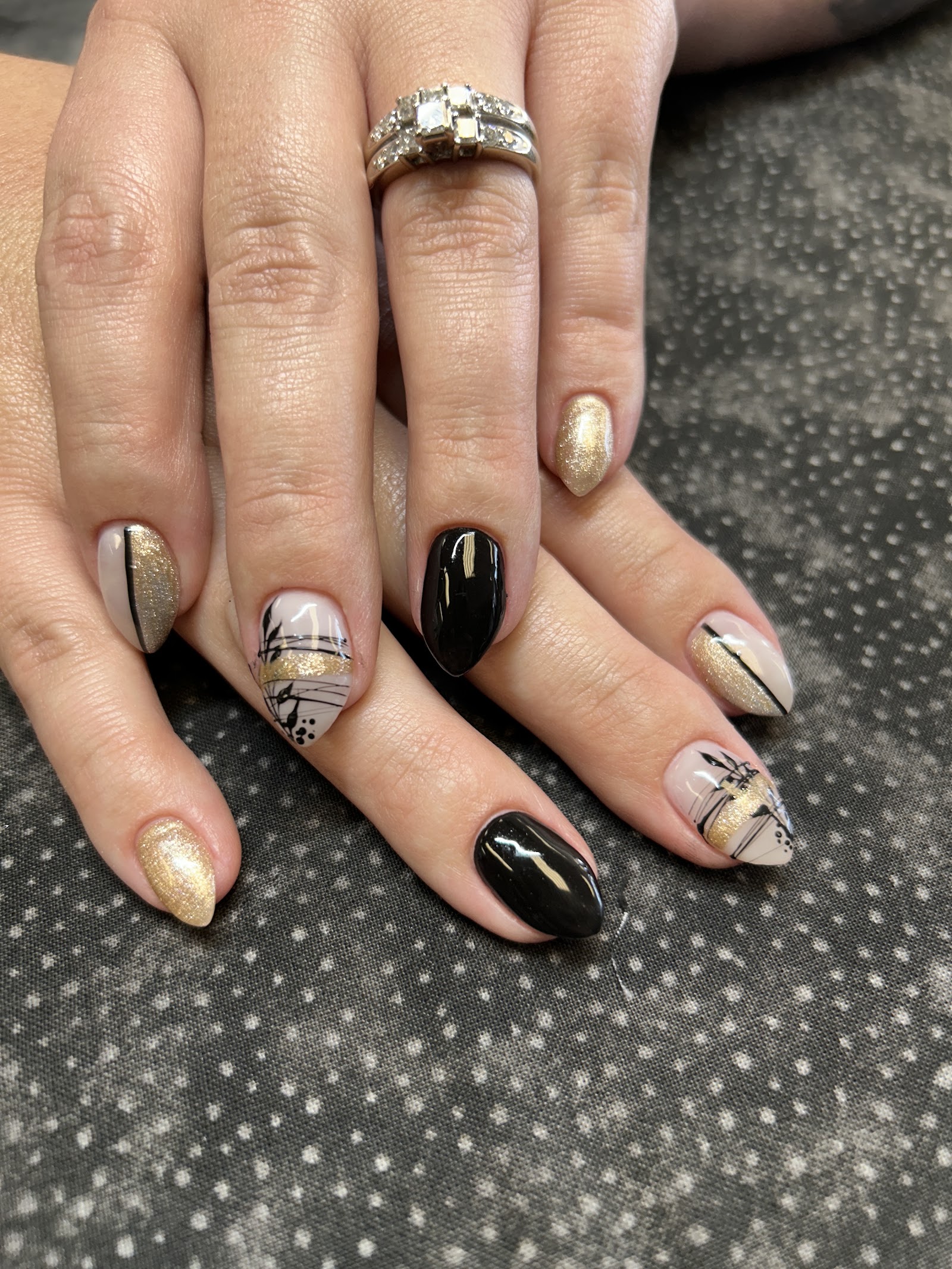 NaiAlchemy nail photo 1
